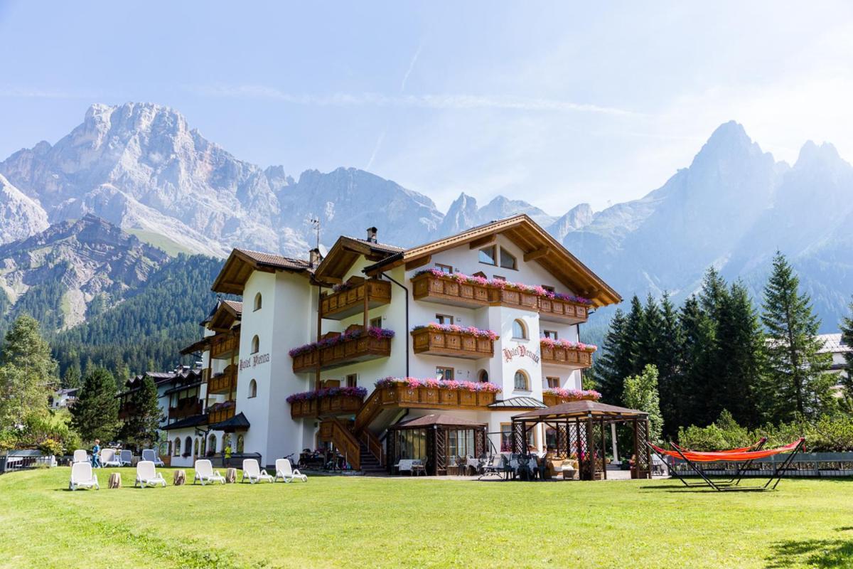 Hotel Vienna Сан Мартино ди Кастроза Екстериор снимка