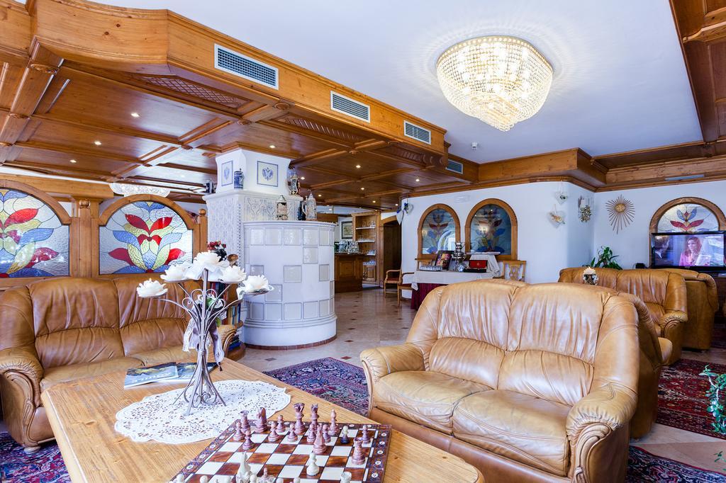 Hotel Vienna Сан Мартино ди Кастроза Екстериор снимка